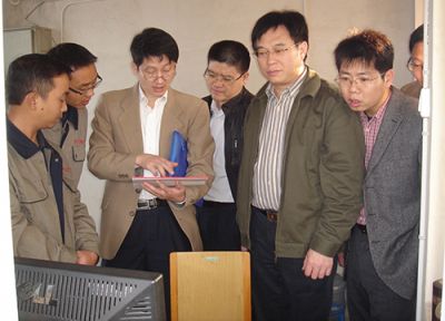 省經(jīng)委、市經(jīng)委領(lǐng)導(dǎo)了解工作情況